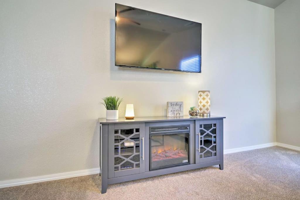 Family Friendly Playroom Garage Caldwell Exteriér fotografie