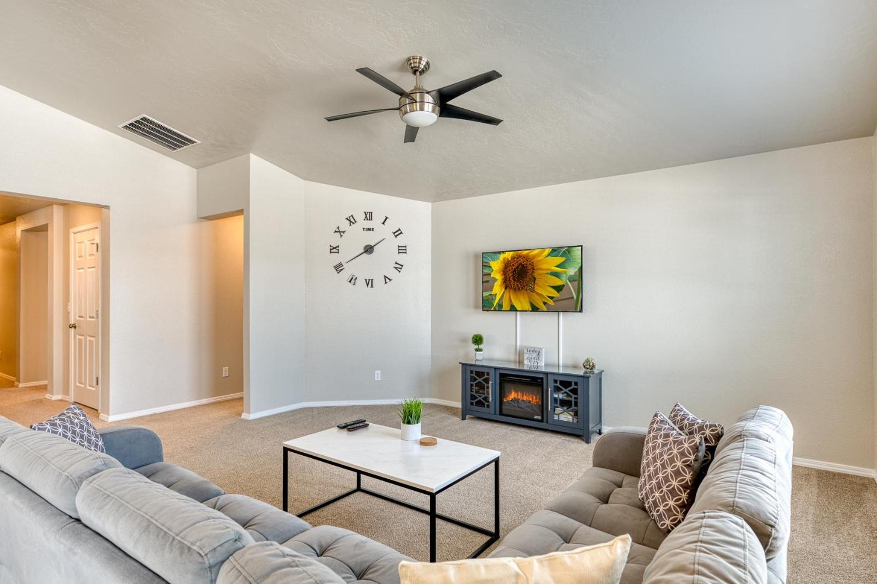 Family Friendly Playroom Garage Caldwell Exteriér fotografie